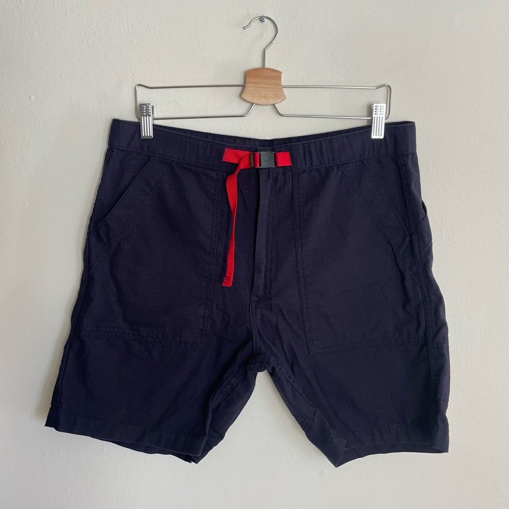 Topo designs shorts blue red belt large